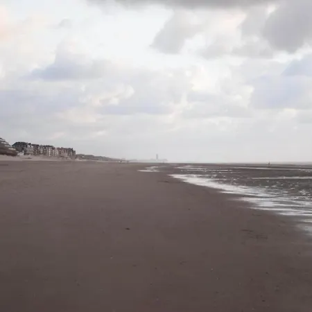 Near Ostend * De Haan